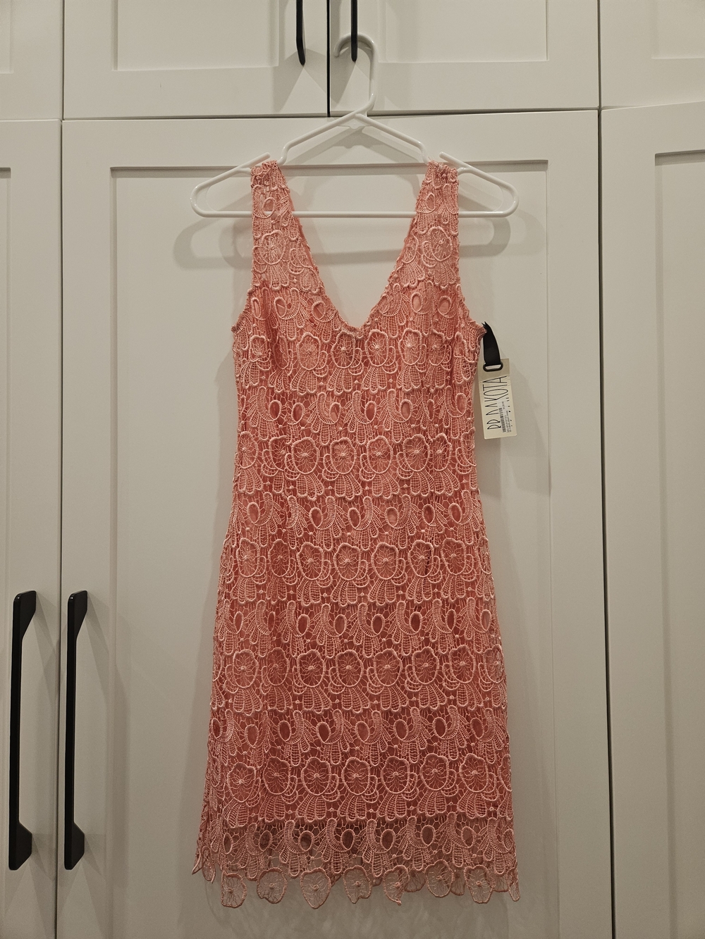 BB Dakota Coral Lace V-Neck Midi Dress